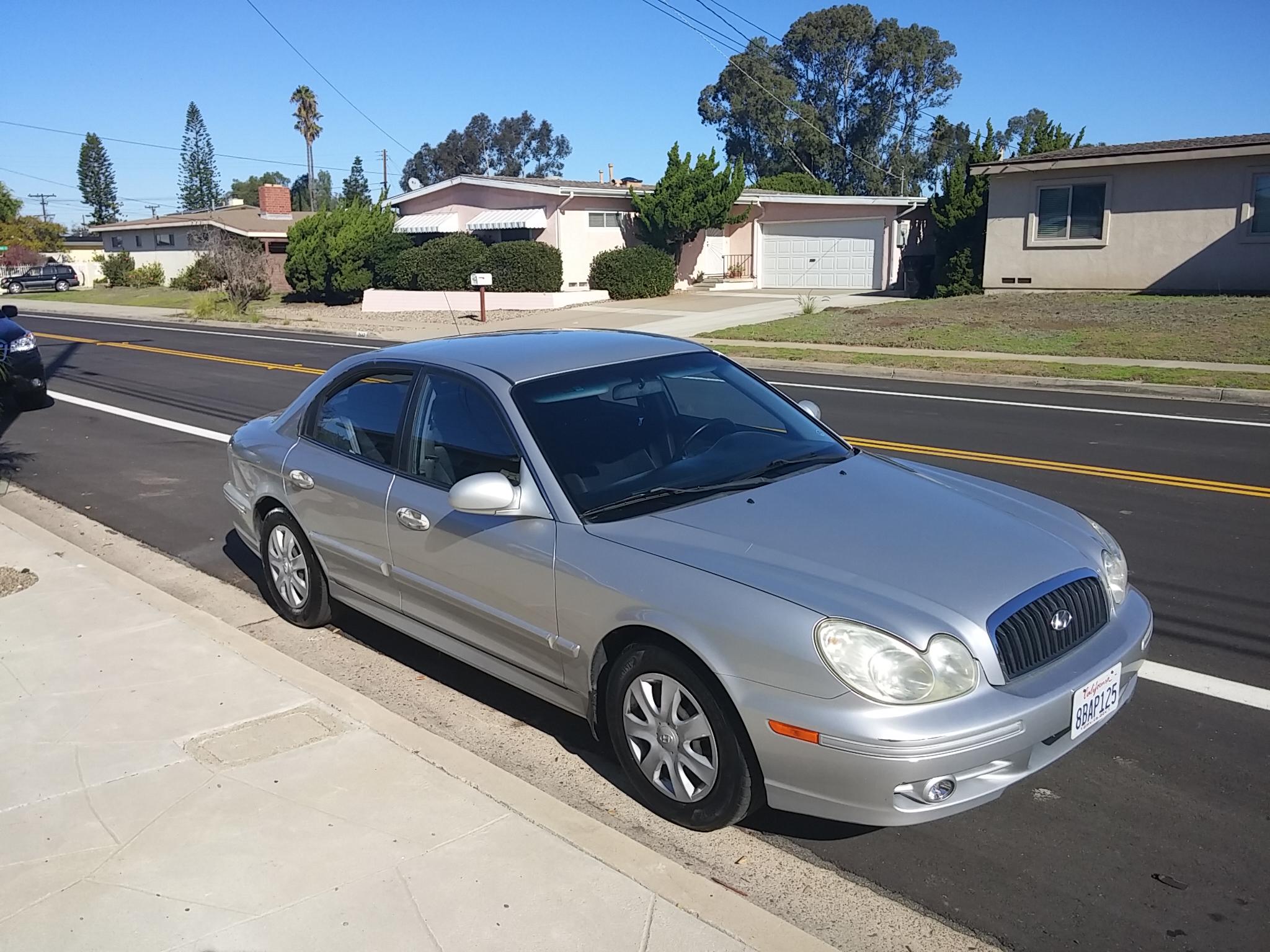 2005 Hyandai Sonata GL silver